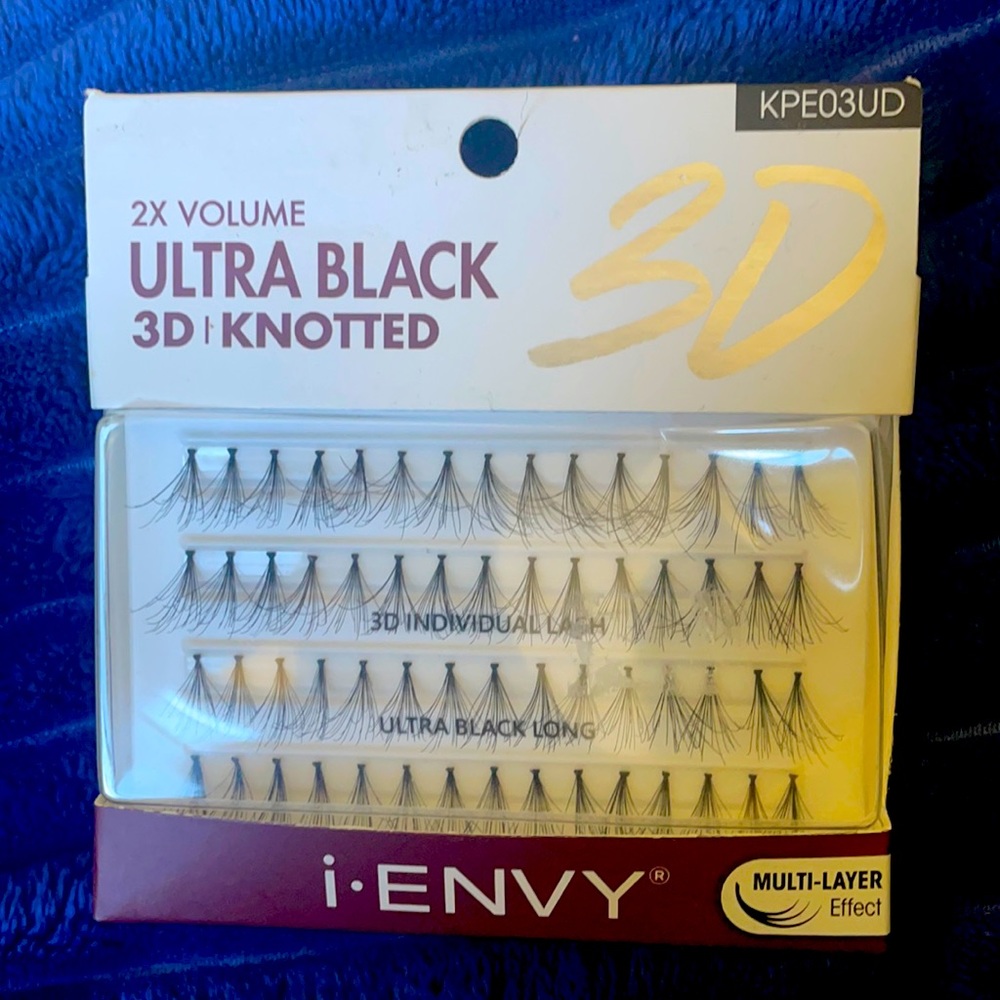 Individual lashes